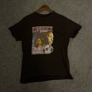 ADULT M, Brown Vintage Kendrick Lamar T-shirt.